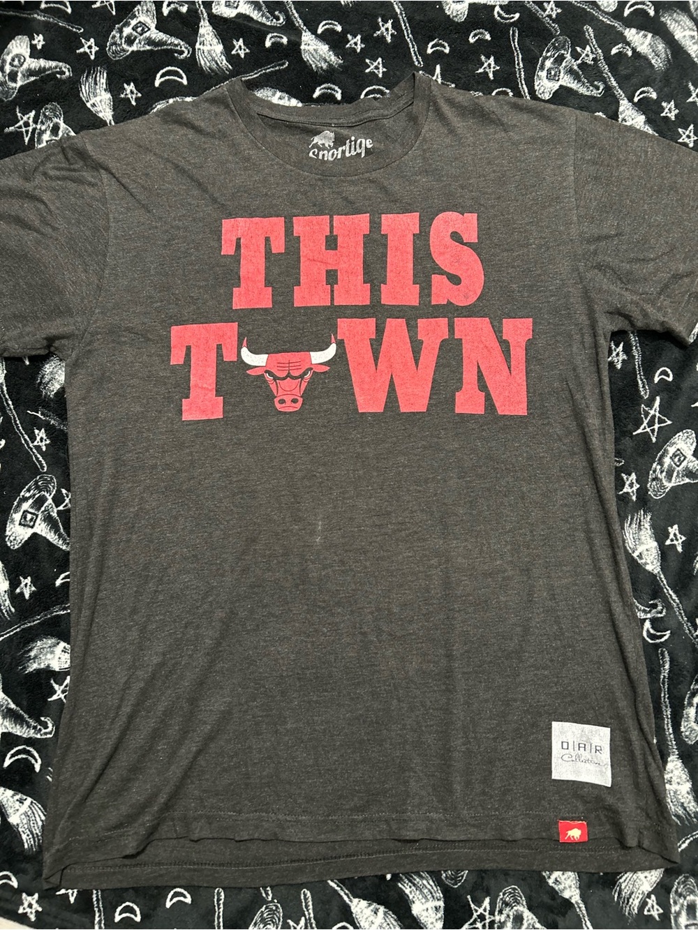 This Town Chicago Bulls Gray Graphic Tee